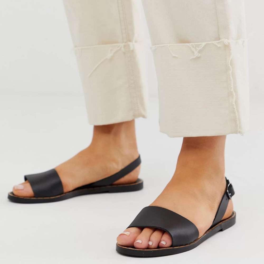 DEPP leather sandals NWOT